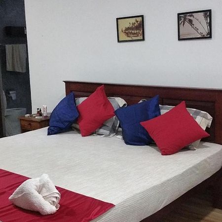 Kuma Beach Side Villa Wadduwa Kültér fotó