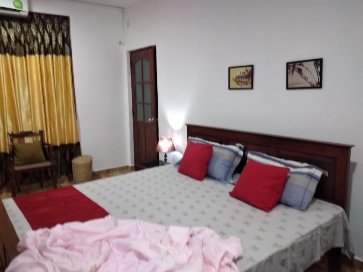 Kuma Beach Side Villa Wadduwa Kültér fotó