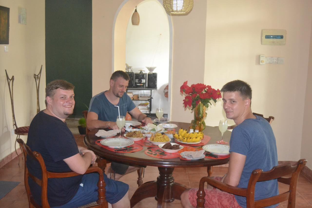 Kuma Beach Side Villa Wadduwa Kültér fotó